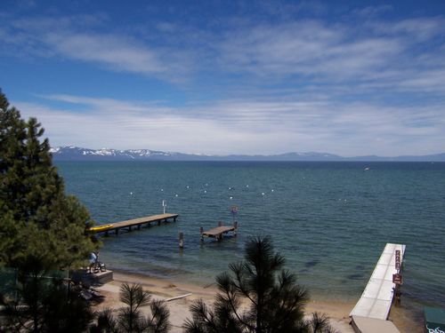 Lake Tahoe (palo-alto_100_8884.jpg) wird geladen. Eindrucksvolle Fotos von der Westküste Amerikas erwarten Sie.